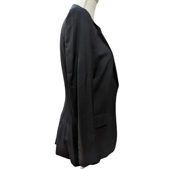 Balmain Paris Women's EU 40 US 8 Elegant Black Tuxedo Blazer with Satin Lapel - Picture 4 of 11